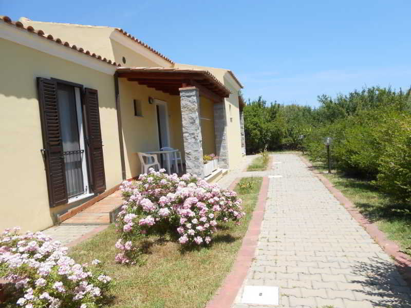 Hotel Su Pasu à Tortolì Extérieur photo